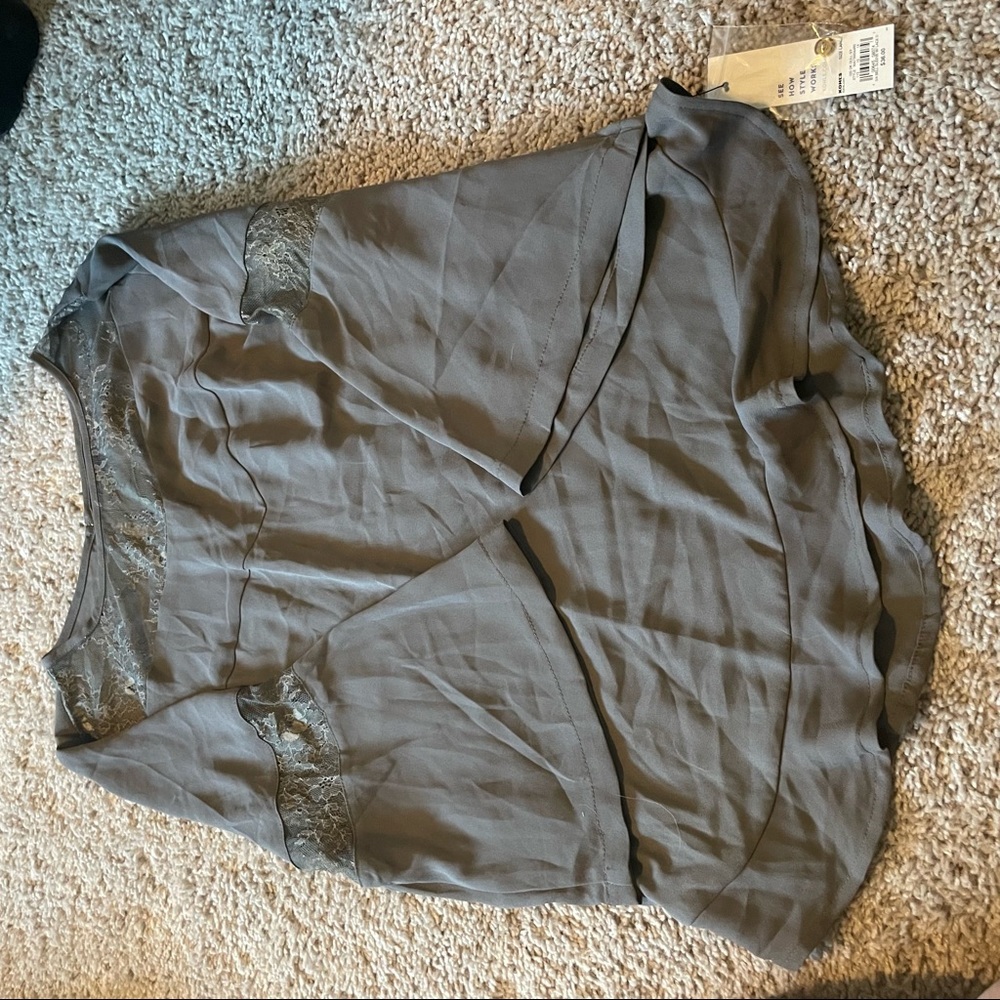NWT Apt 9 Blouse Bell Sleeve Lace Gray | L